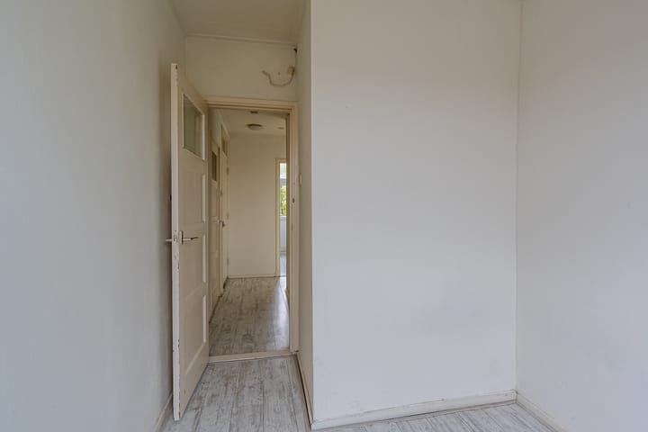 Foto 16 van Burgemeester Van Haarenlaan 1521