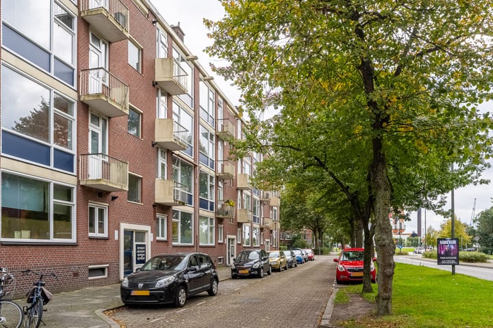 Foto 19 van Burgemeester Van Haarenlaan 1521