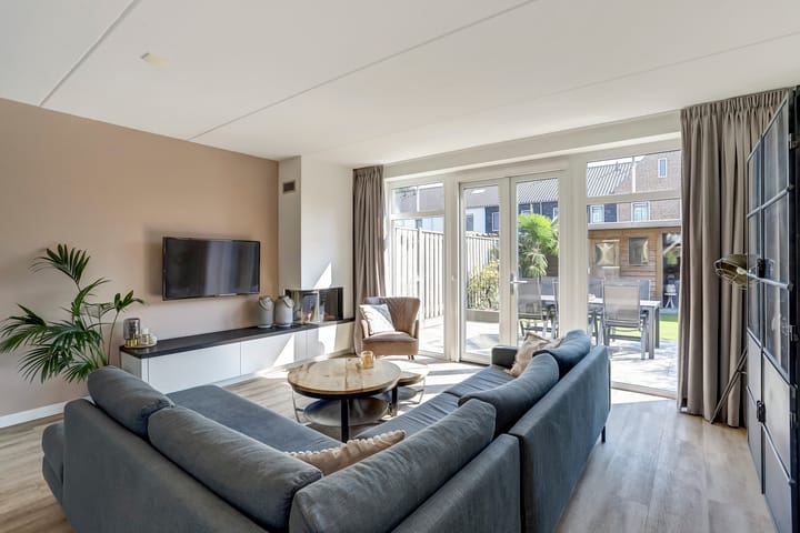 Foto 9 van Purper 13