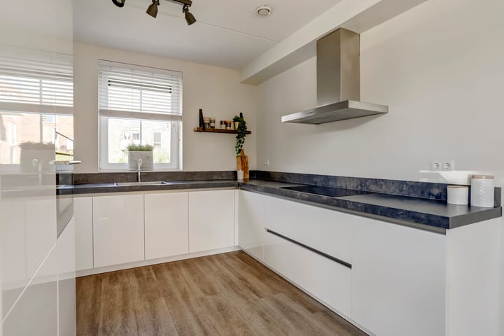 Foto 15 van Purper 13