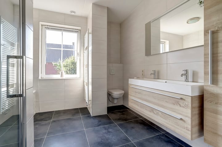 Foto 25 van Purper 13