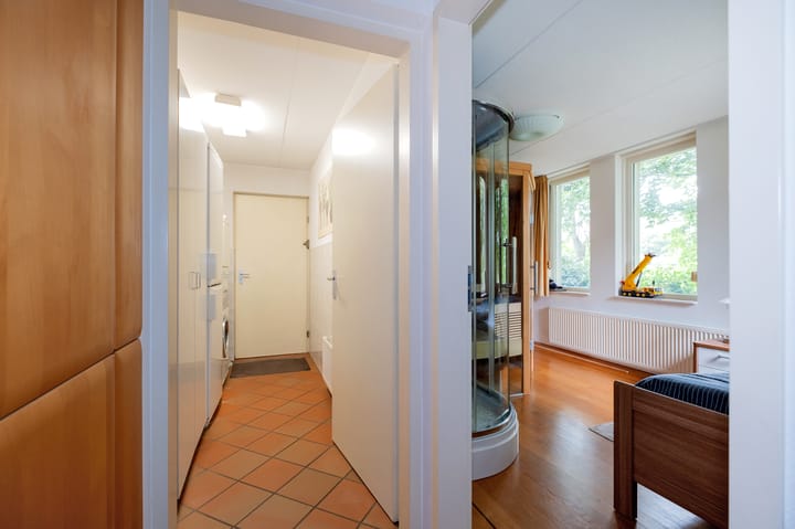 Foto 16 van Witrugspecht 43