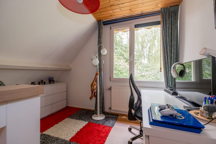 Foto 19 van Witrugspecht 43