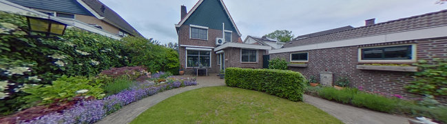 View 360° photo of Achtertuin of Pennendijk 40