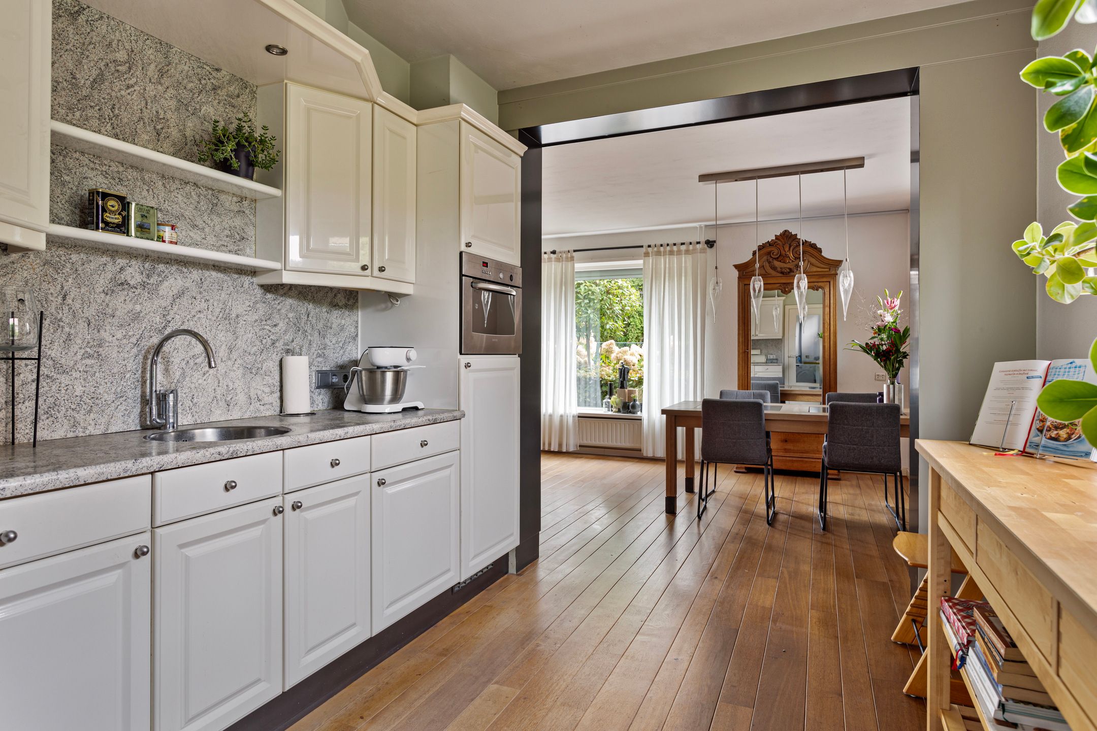 Foto 12 van Stogger 11