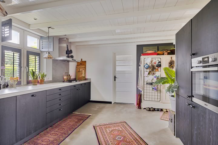 Photo 14 of Grotestraat 8