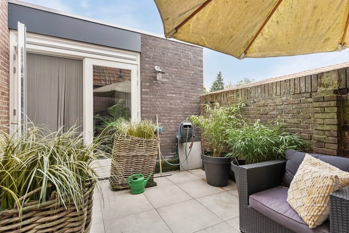 Photo 22 of Grotestraat 8