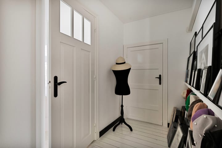 Photo 25 of Grotestraat 8