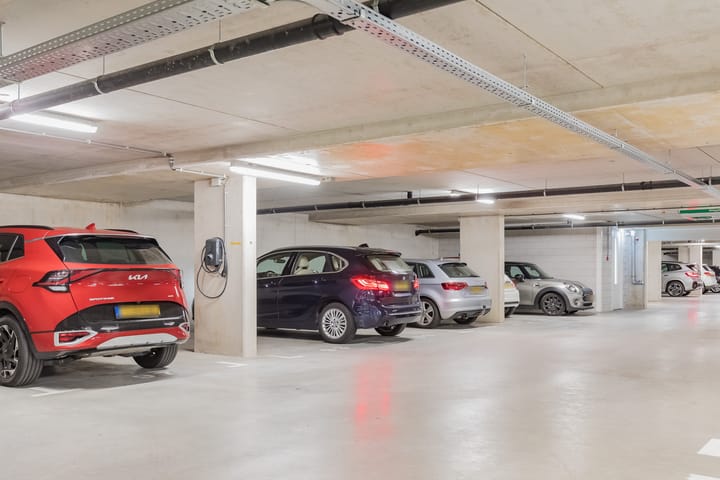 Foto 42 van César Francklaan 83