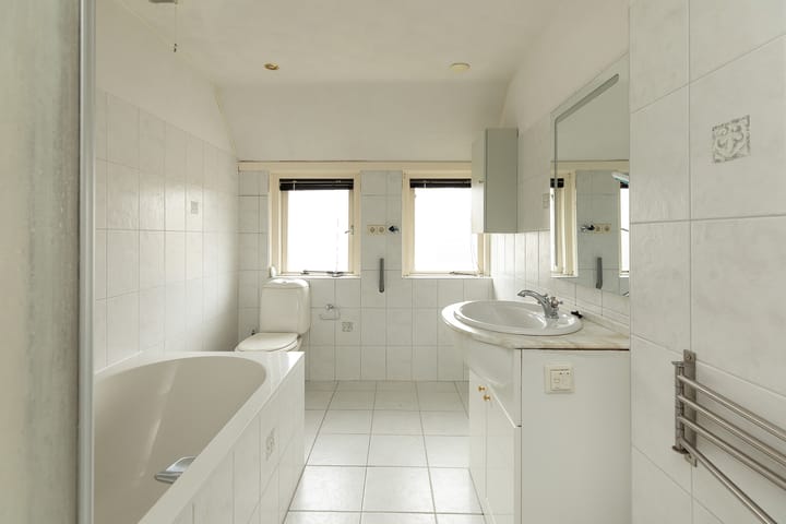 Foto 15 van Lijsterweg 27-A