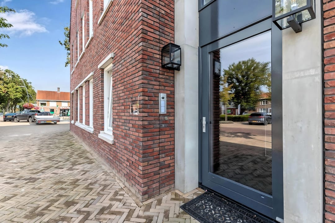 Foto 32 van Baan 38-H