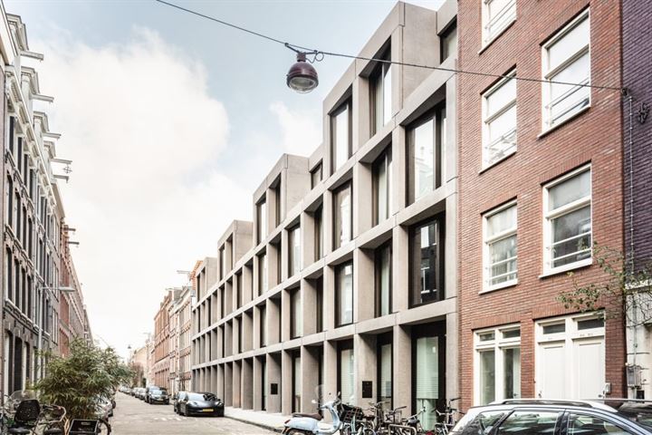 Bekijk foto 1 van Fokke Simonszstraat 61-B