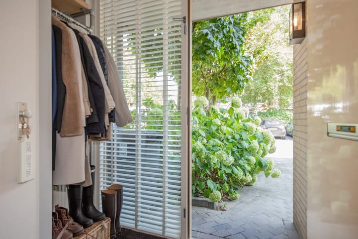 Photo 6 of Plataanhout 84