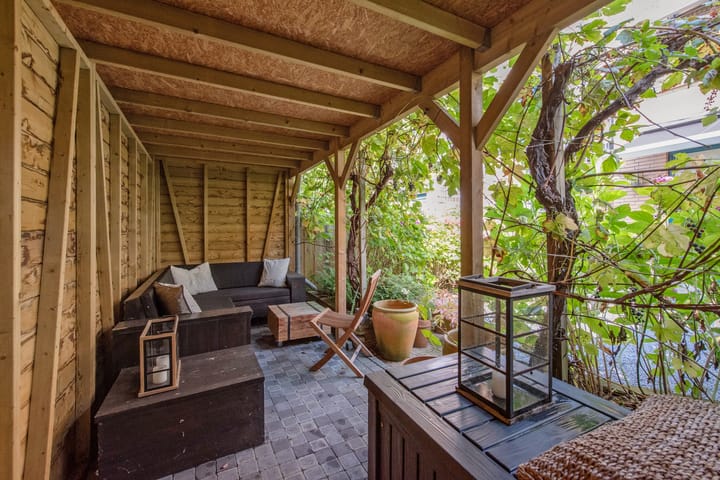 Photo 14 of Plataanhout 84