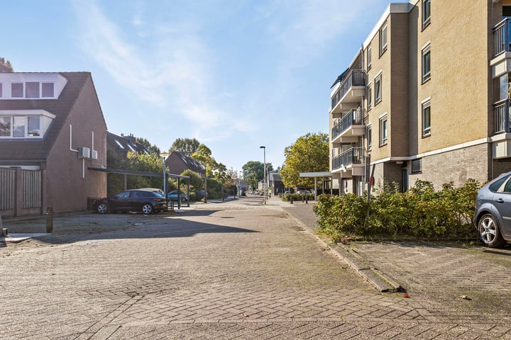 View photo 25 of Generaal Stedmanstraat 64