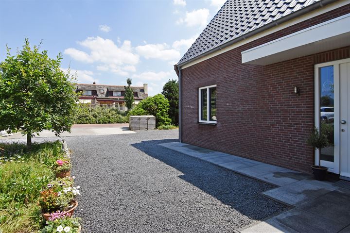 View photo 32 of Haagweg 37-A