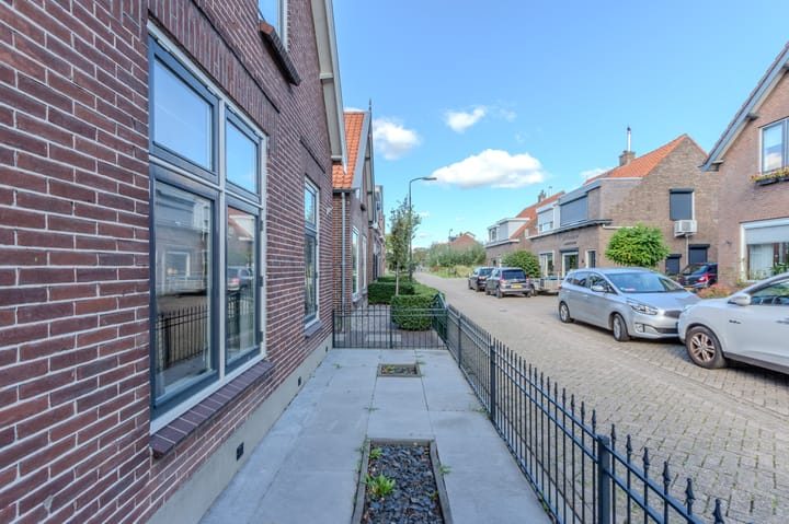 Foto 36 van Hofweerstraat 26