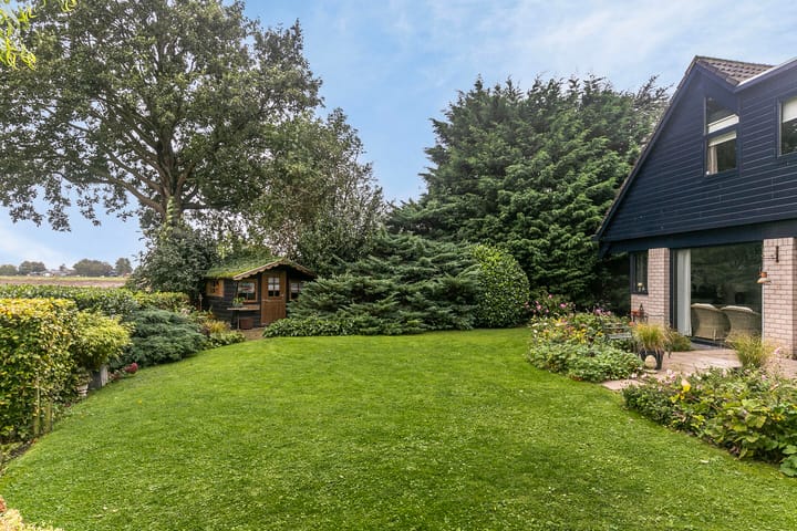 Photo 42 of Koningin Wilhelminastraat 90