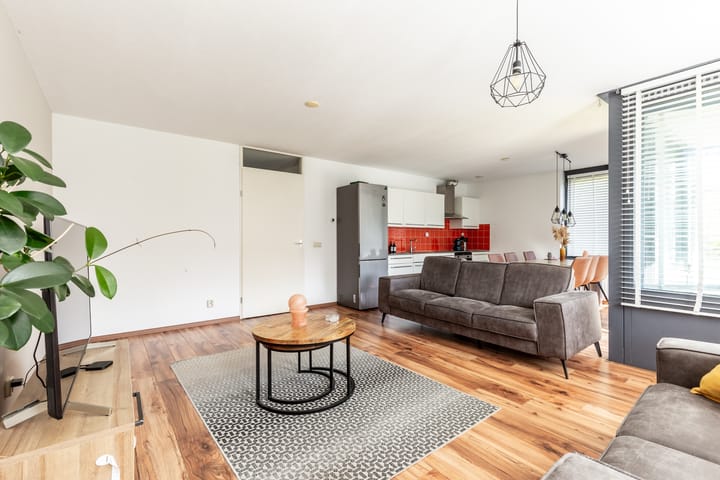 Photo 2 of Willem Baerdesenstraat 18