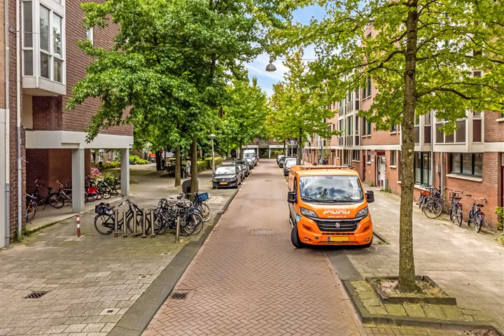 View photo 29 of Polanenstraat 71