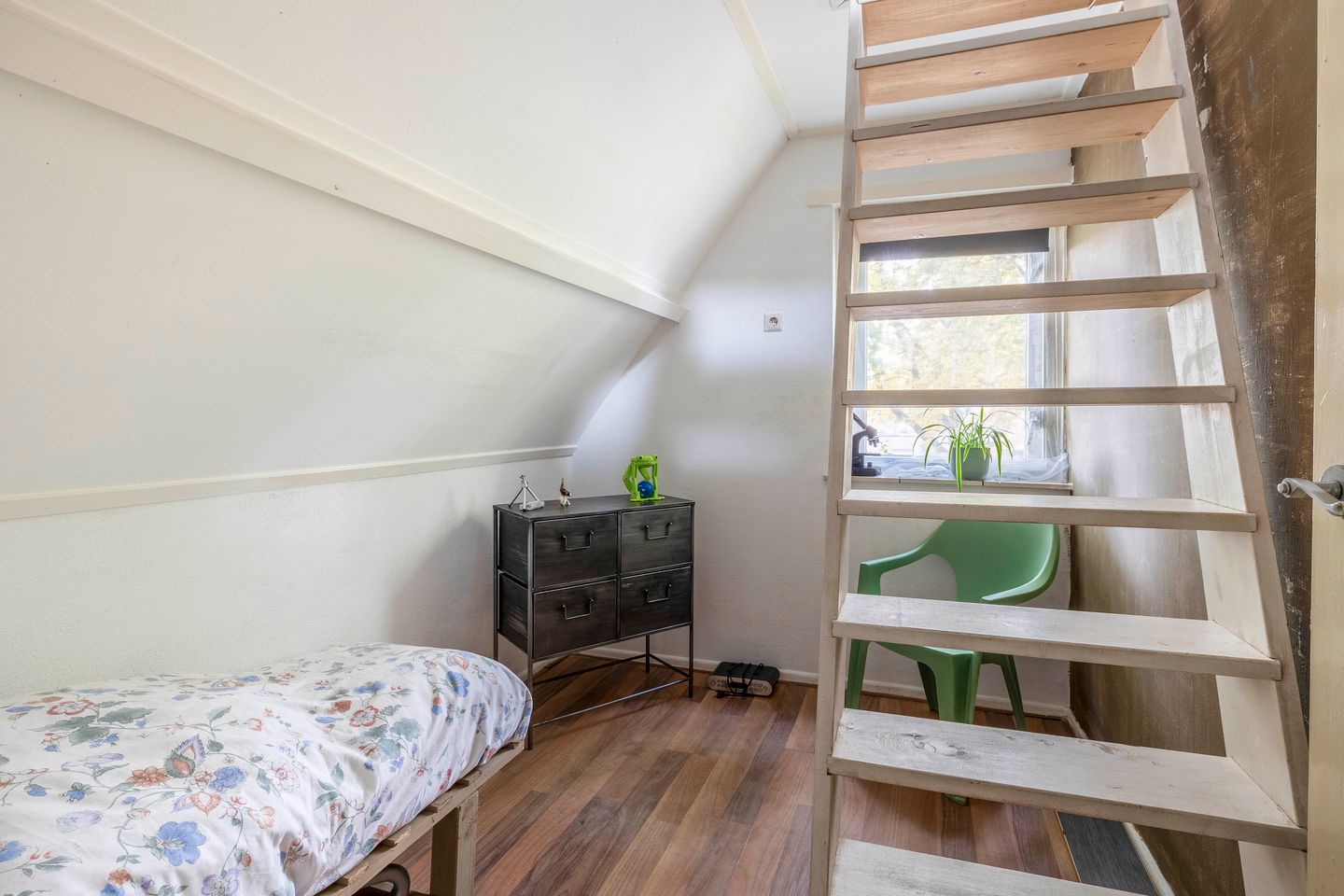 Foto 34 van Burg van Sevenhovenstraat 40