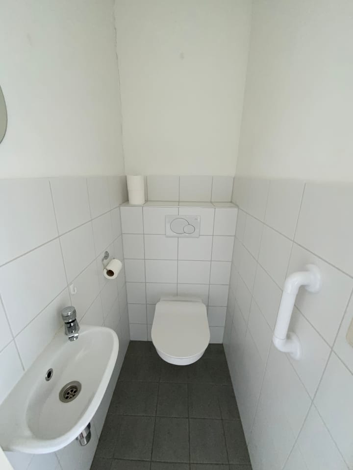 Foto 16 van van Harinxmaplein 131