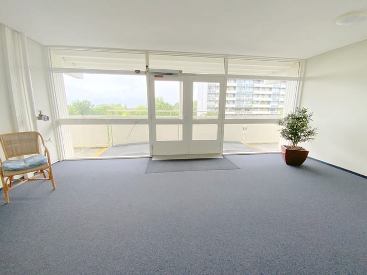 Foto 22 van van Harinxmaplein 131