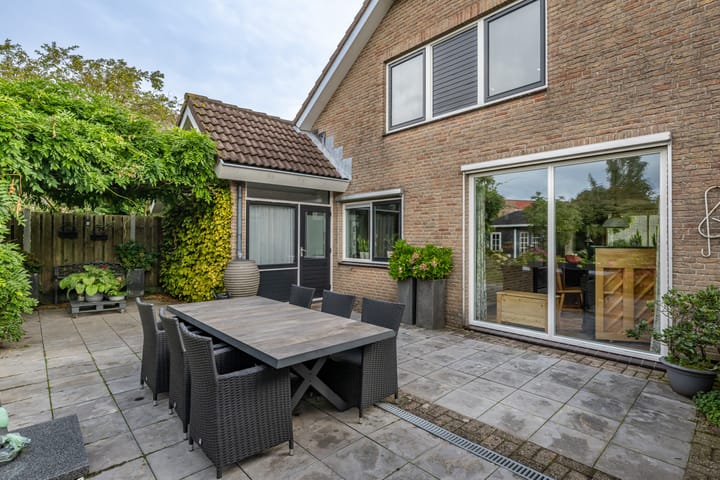 Foto 35 van Bromelia 12