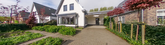 View 360° photo of Voortuin of Roderveld 33