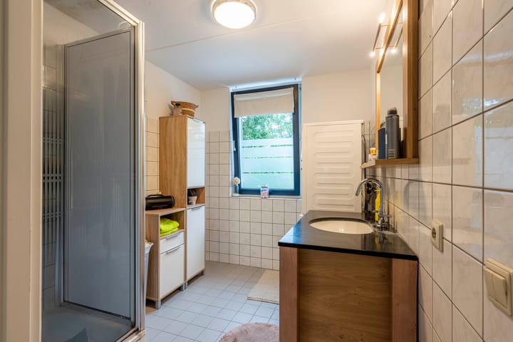 Foto 15 van Carisven 40