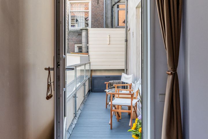 Bekijk foto 18 van Haarlemmerstraat 10-A