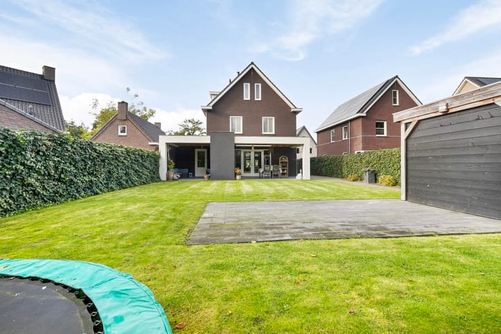 Foto 50 van Den Eik 20