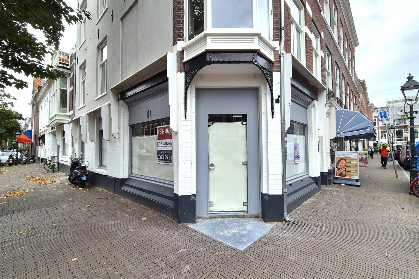 View photo 2 of Frederikstraat 68