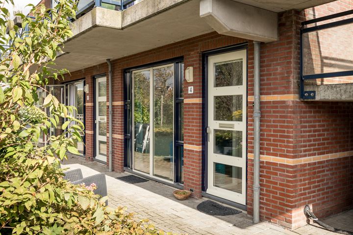 View photo 9 of De Landbouw 4