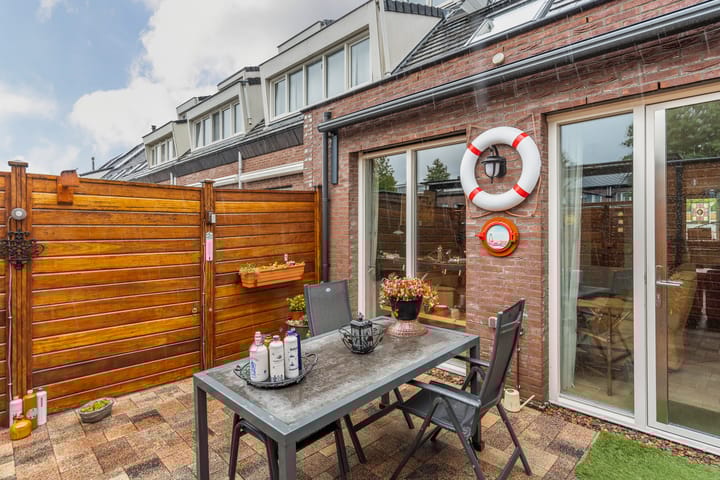 Foto 27 van Buitenhof 19