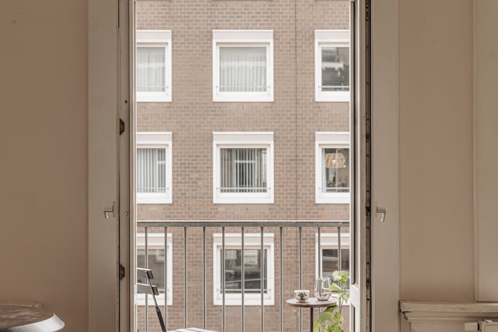 View photo 5 of De Clercqstraat 54-2