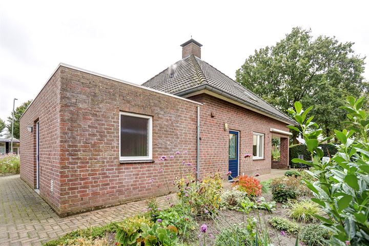 View photo 76 of Peelstraat 4