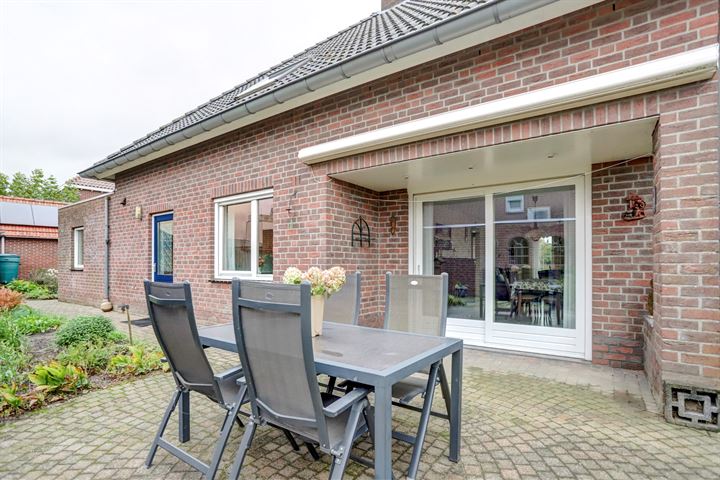 View photo 78 of Peelstraat 4