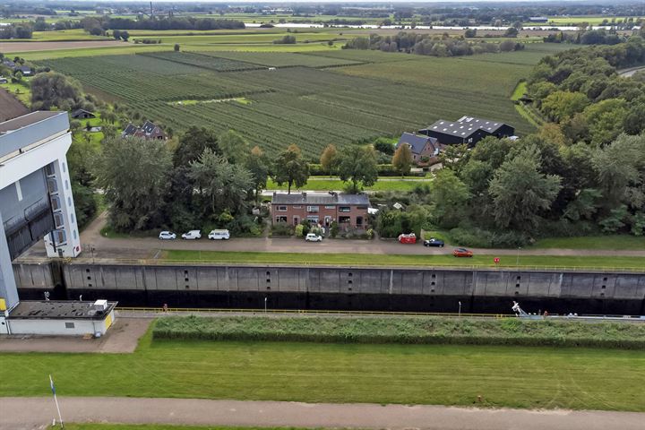 Bekijk foto 45 van Lekdijk West 4