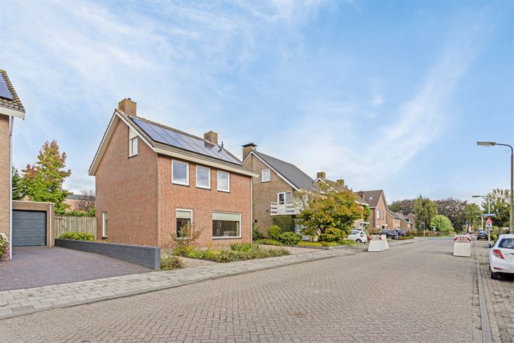 Bekijk foto 44 van Spellestraat 9