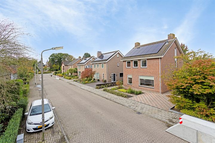 Bekijk foto 45 van Spellestraat 9