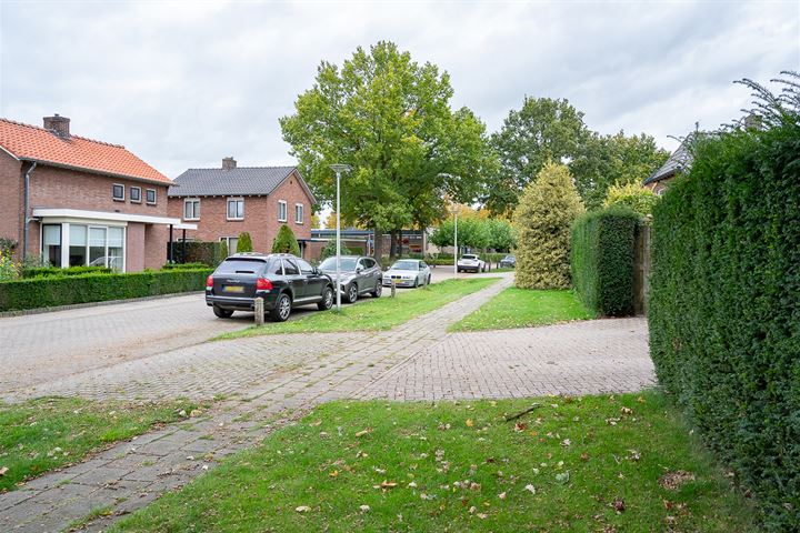 Bekijk foto 30 van Poelsweg 25