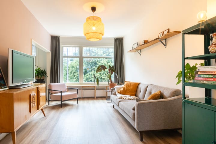 Photo 7 of Bergselaan 100-B