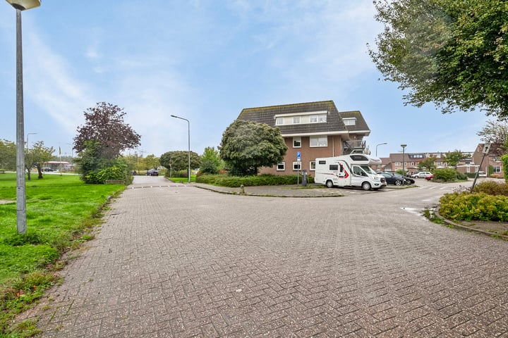 Bekijk foto 30 van Skoonzicht 108