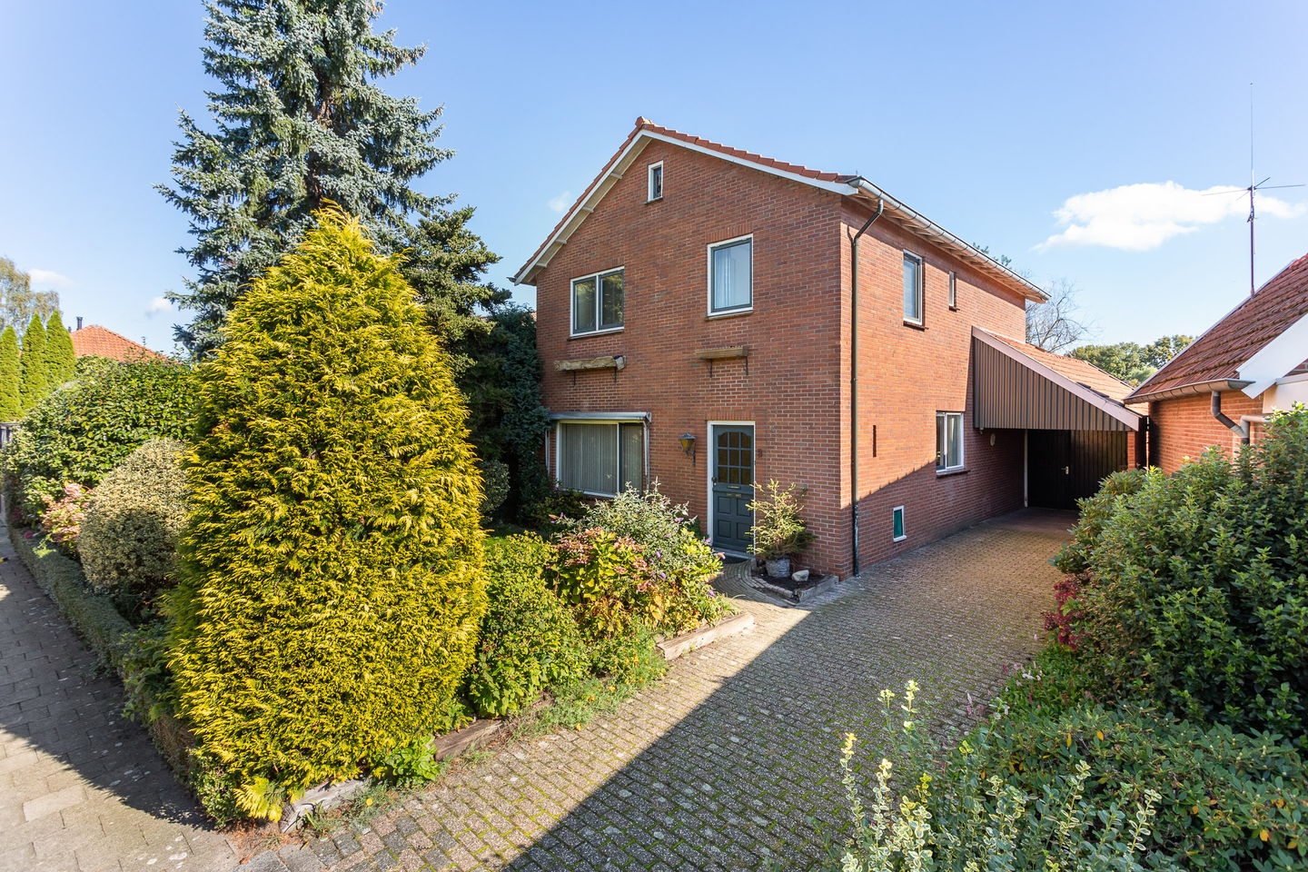 Foto 1 van Trompstraat 3