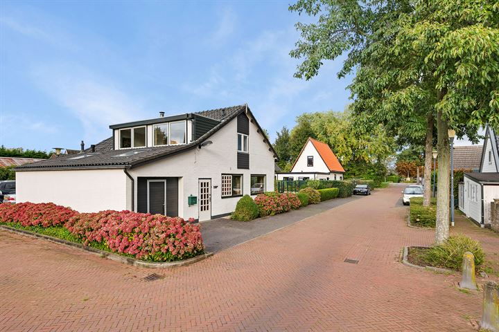 View photo 5 of Aalsmeerderweg 330-A