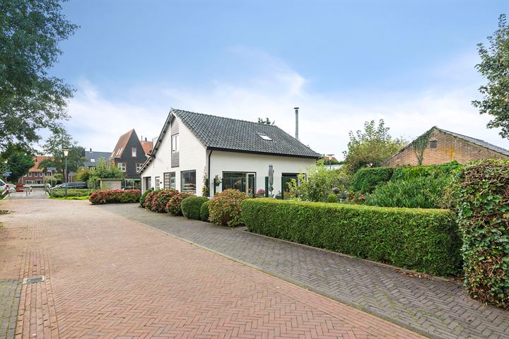 View photo 32 of Aalsmeerderweg 330-A