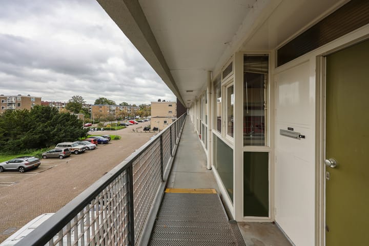 Foto 21 van Beneluxlaan 46