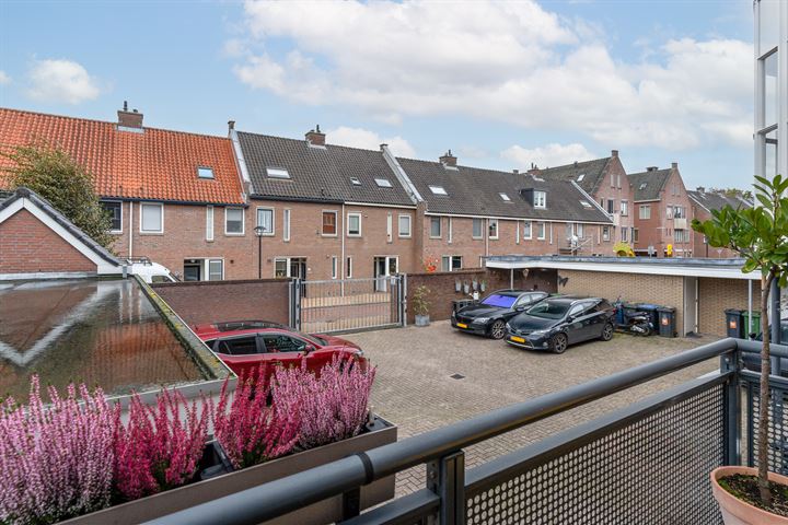 Bekijk foto 18 van Weesdijk 50-A