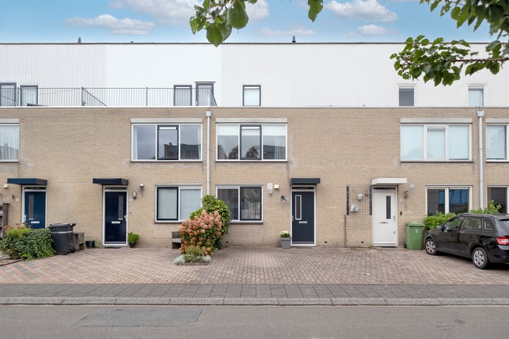 Bekijk foto 1 van Bakemastraat 14